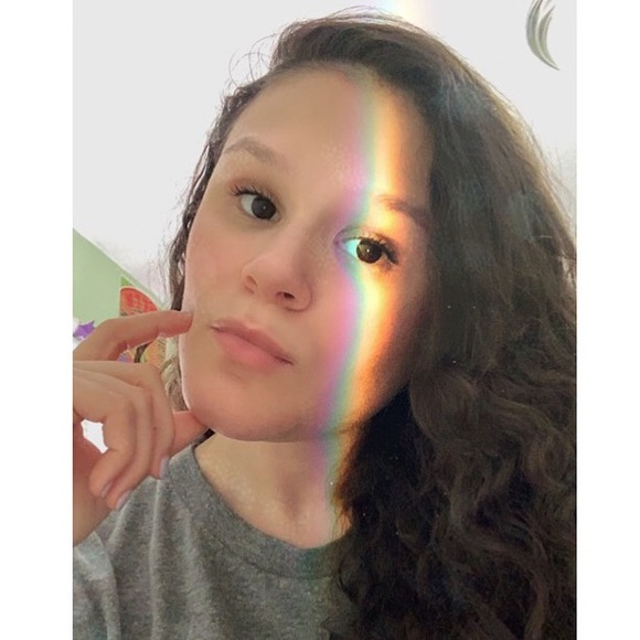 Meet your Posher, Amanda - Picture 1 of 1